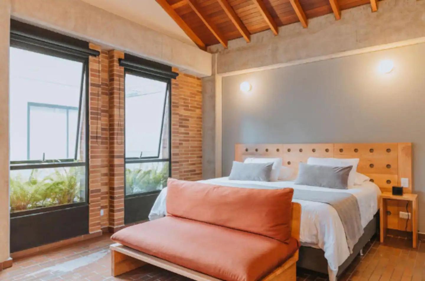 الشقق الفندقية ميديلينفي  The Somos Flats Laureles المظهر الخارجي الصورة